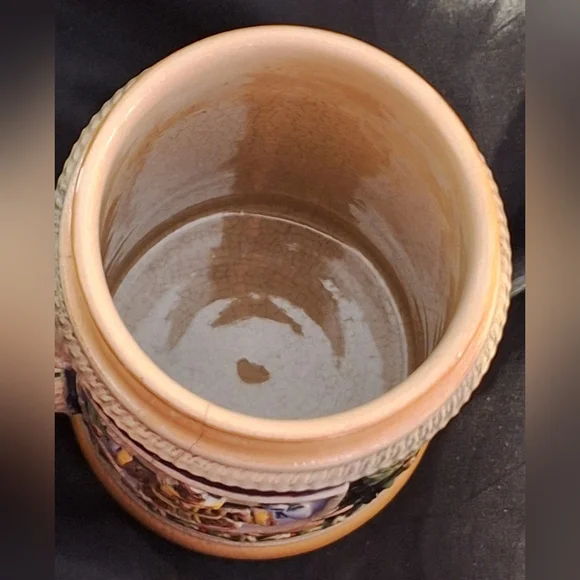 Ceramic/Stoneware Beer Stein with Lid - Picture 6 of 7